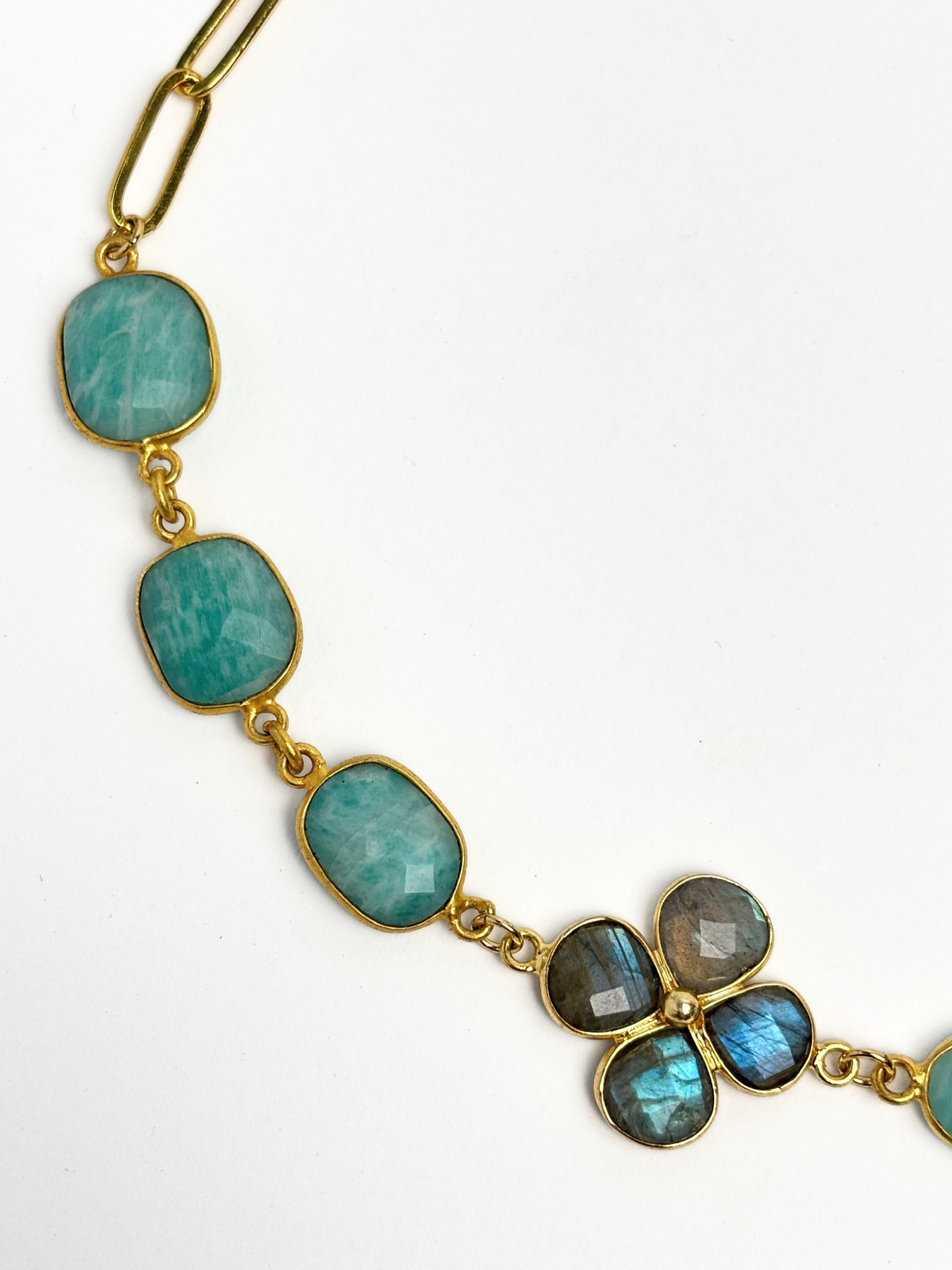 Brisa Choker