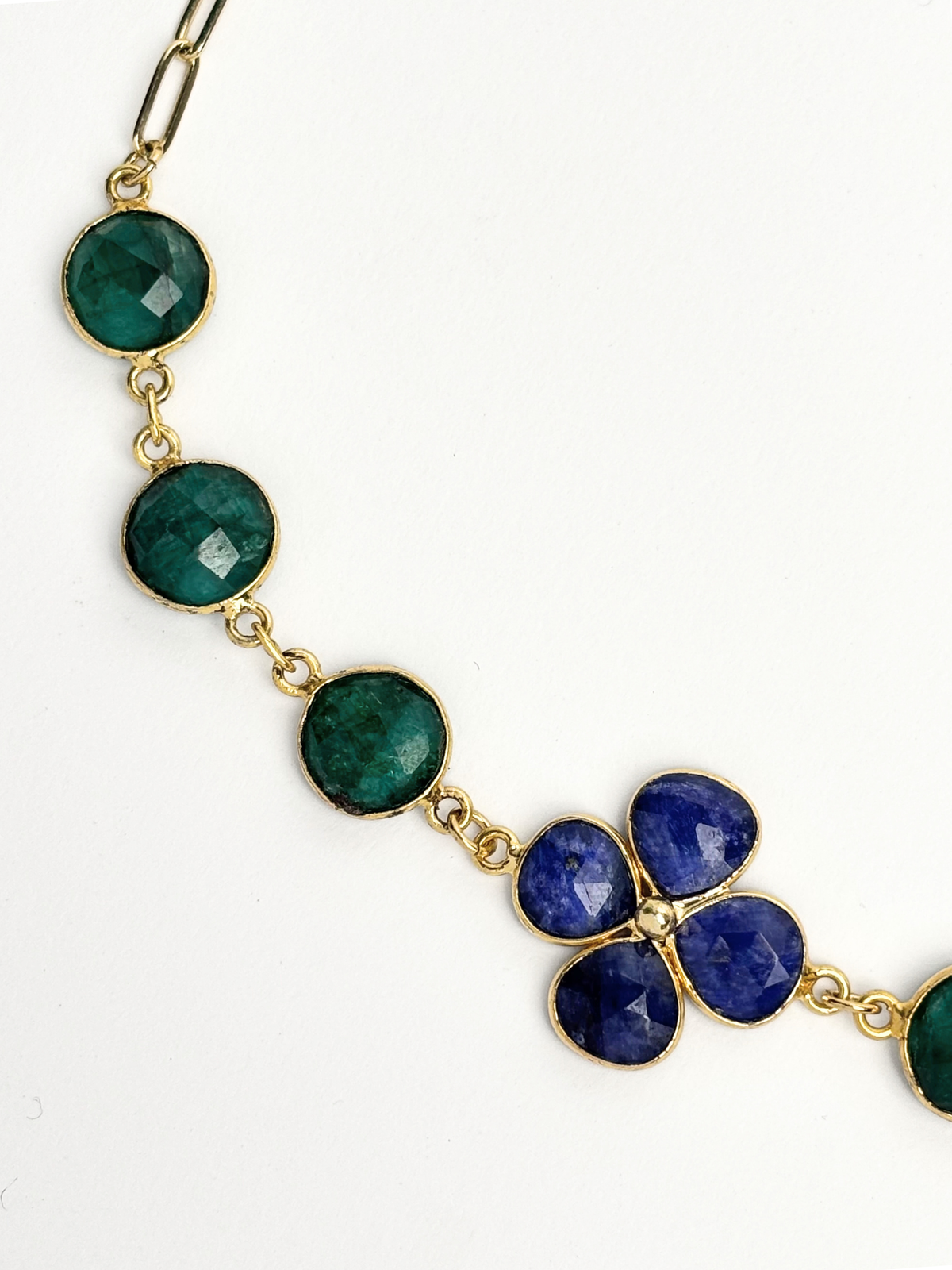 Brisa Choker